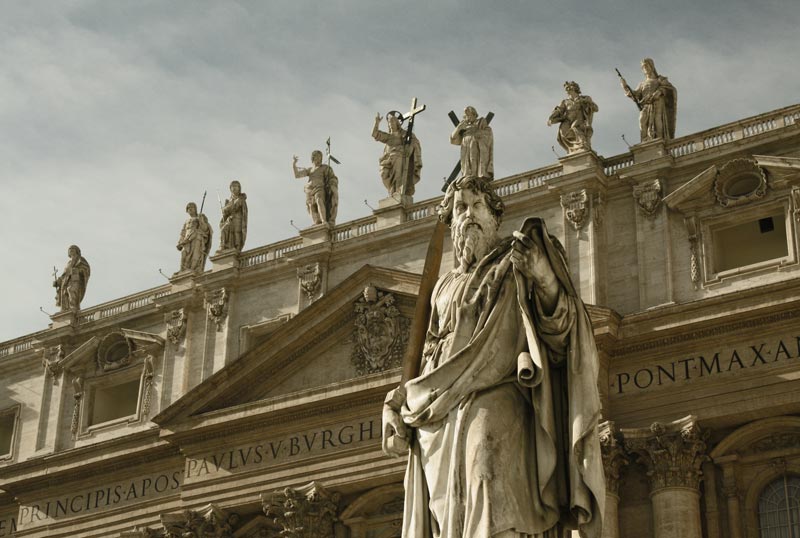 statues2